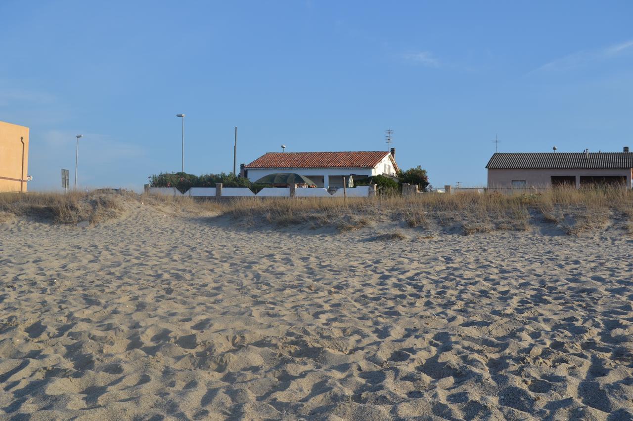 Miramare Struttura Sulla Spiaggia Платамона Екстериор снимка